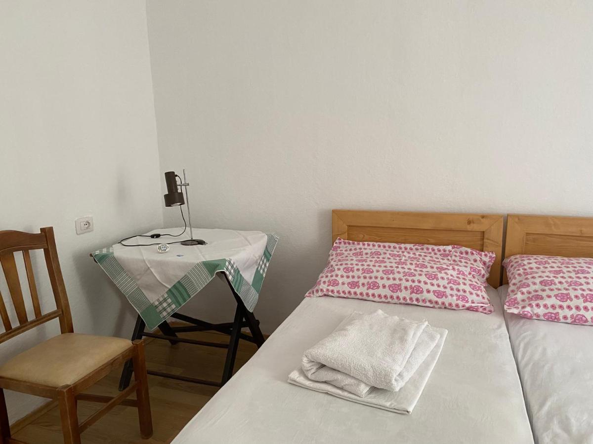 Rupa Guest House Camping Shkodër Eksteriør bilde