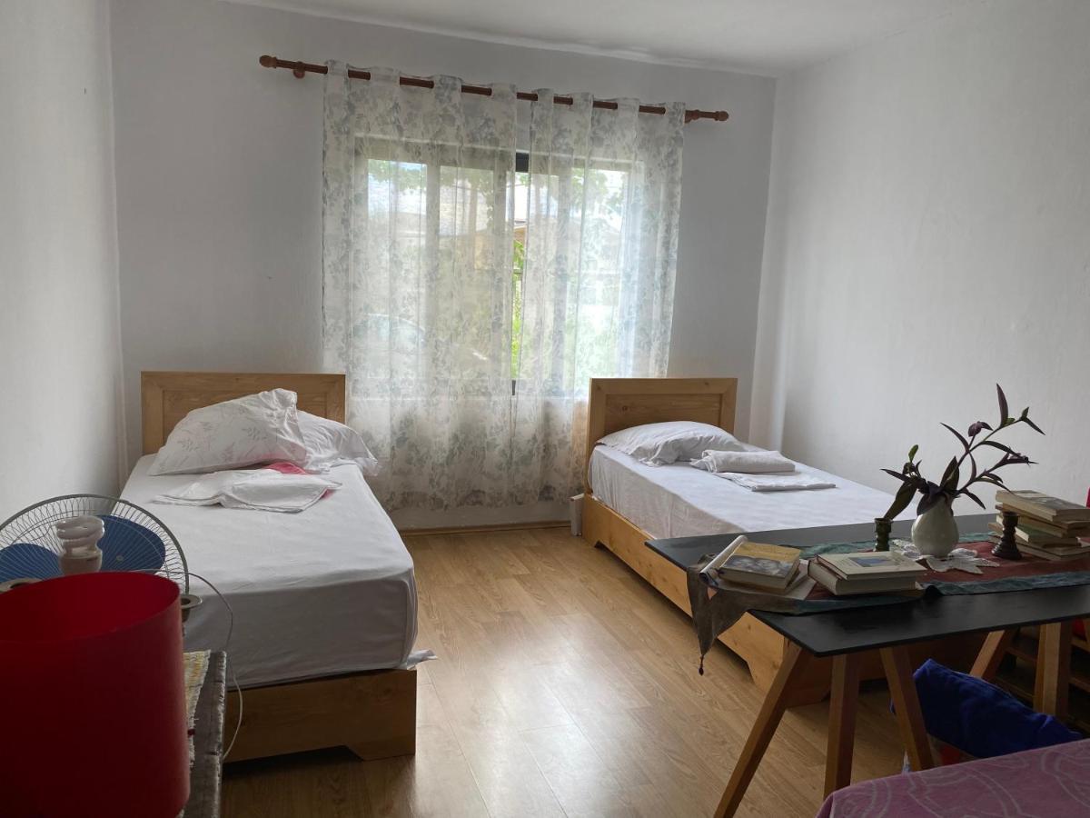 Rupa Guest House Camping Shkodër Eksteriør bilde