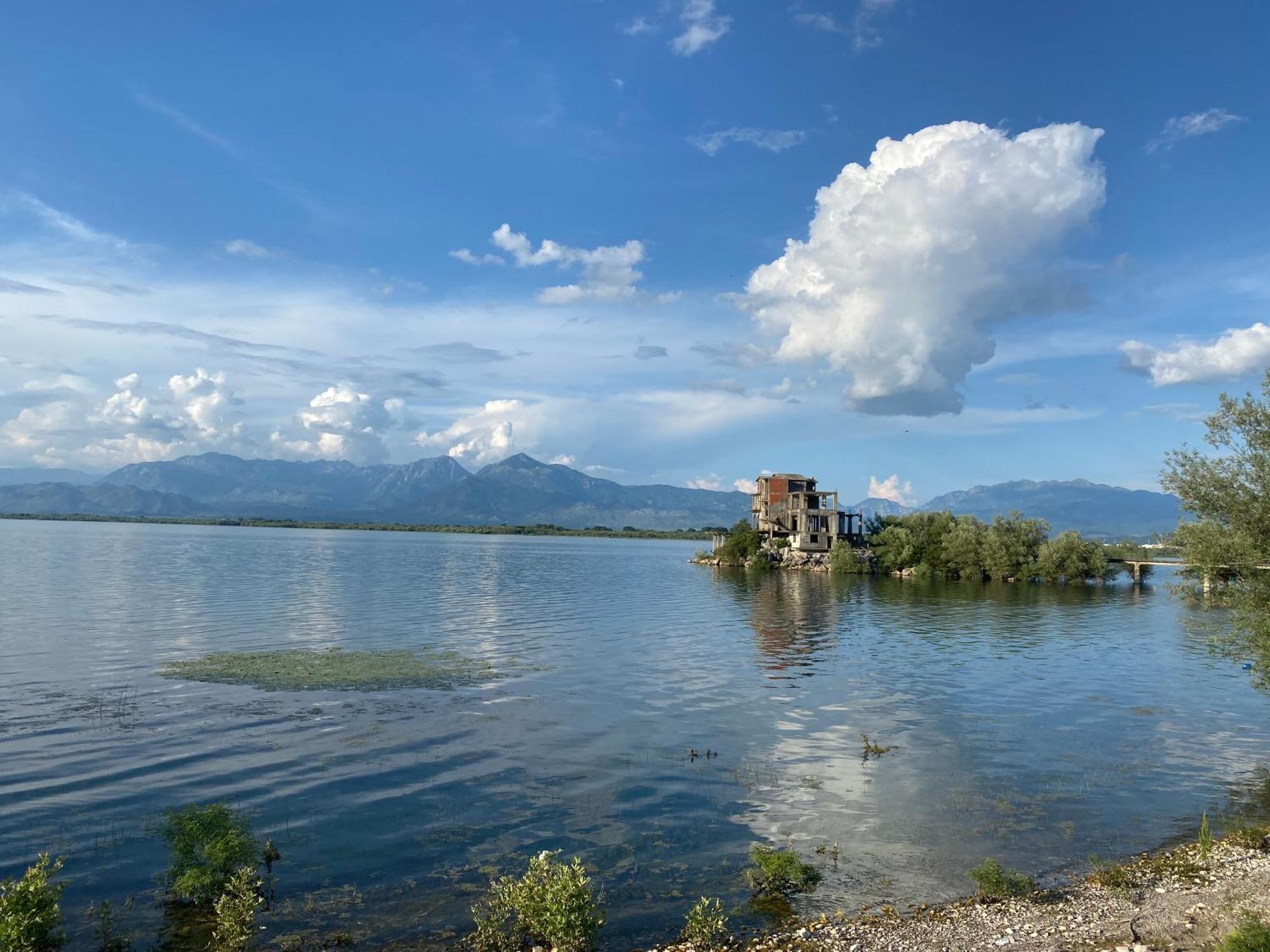 Rupa Guest House Camping Shkodër Eksteriør bilde